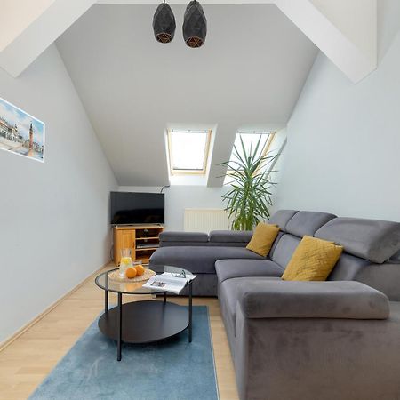 Sunnyvale Apartment Krakau Buitenkant foto